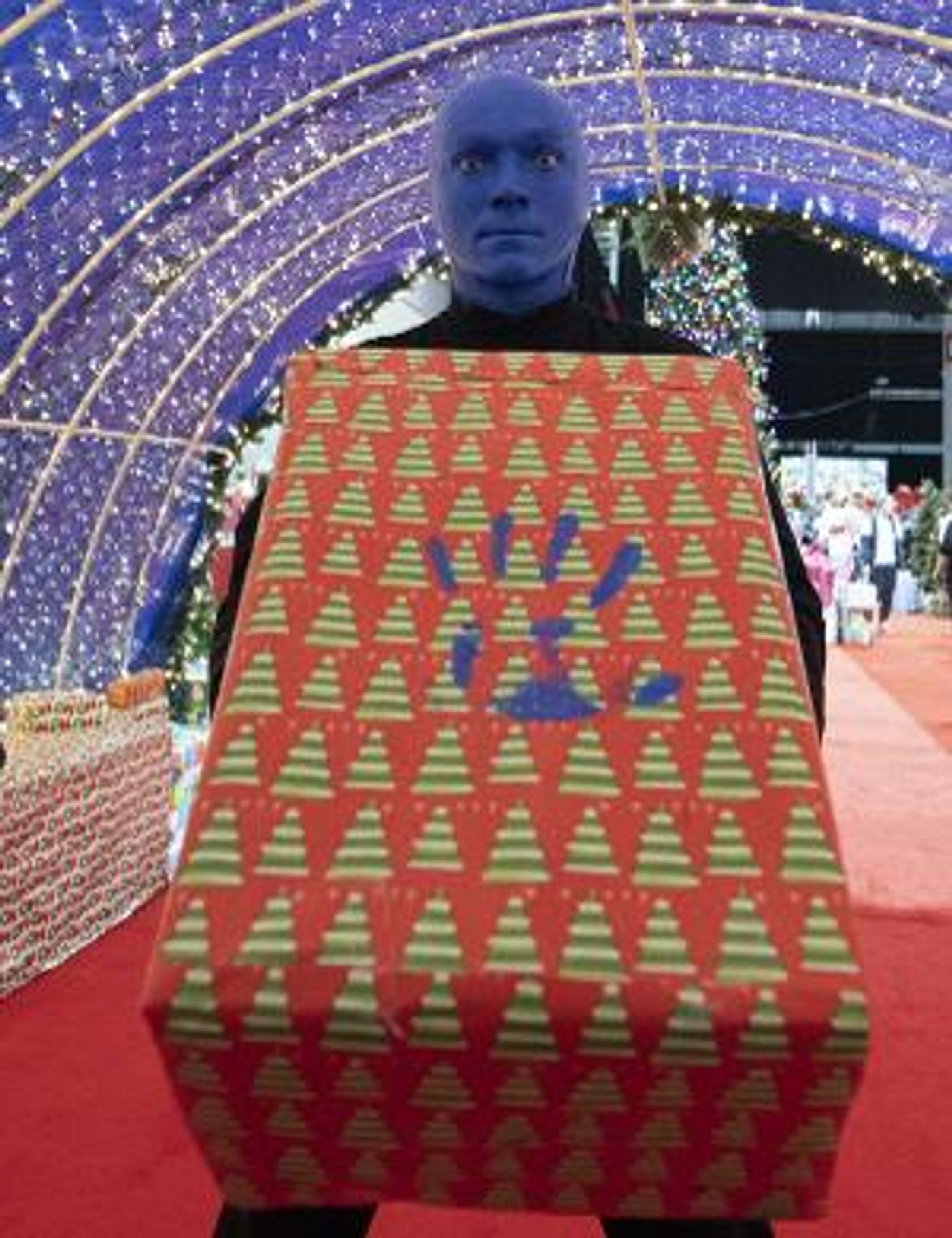 BLUE MAN GROUP Boston Will Celebrate Holiday Season In December With Added Holiday Elements, Extended Schedule And More  Image