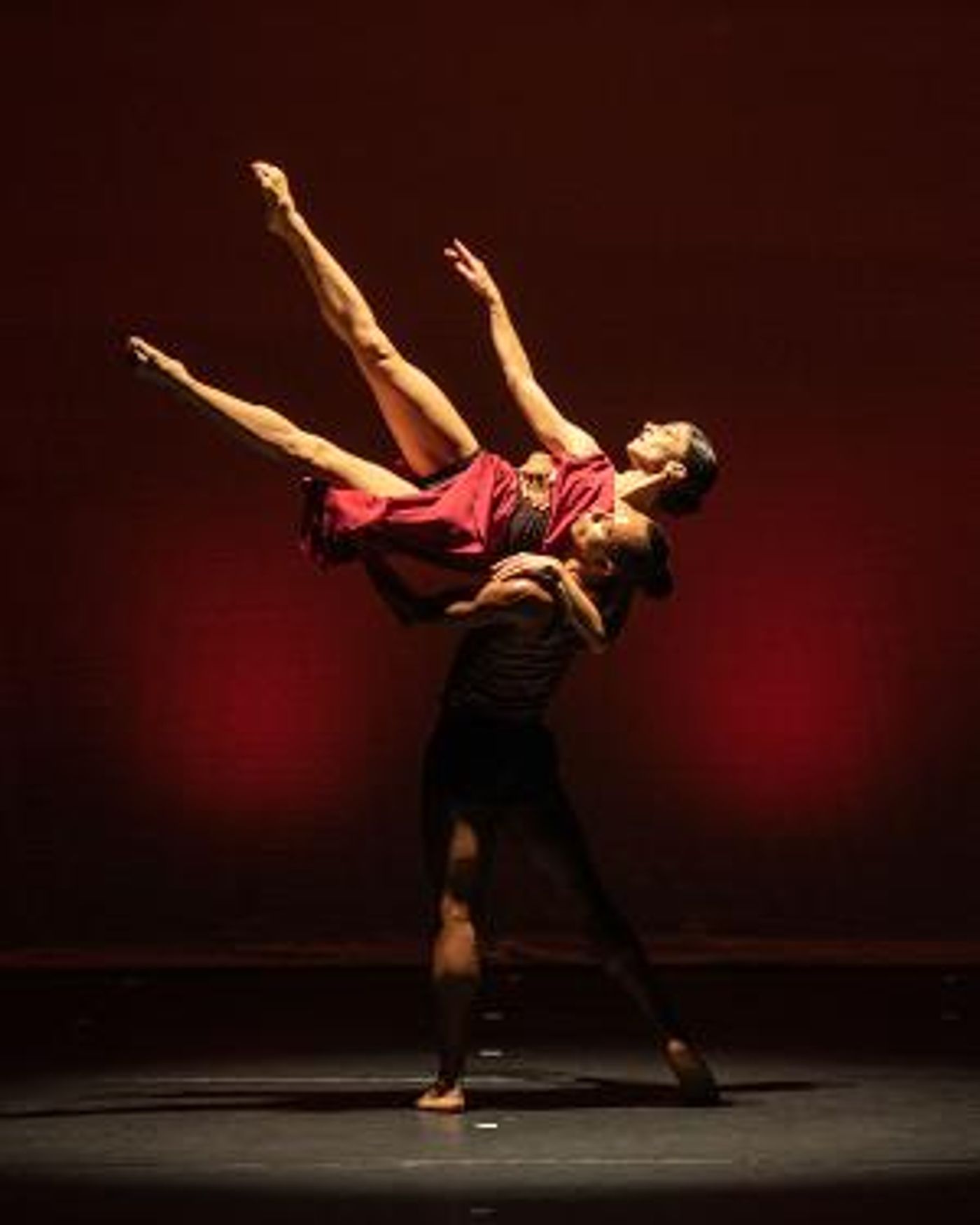Jon Lehrer Dance Company to Present the World Premiere of THROUGH THE STORM  Image