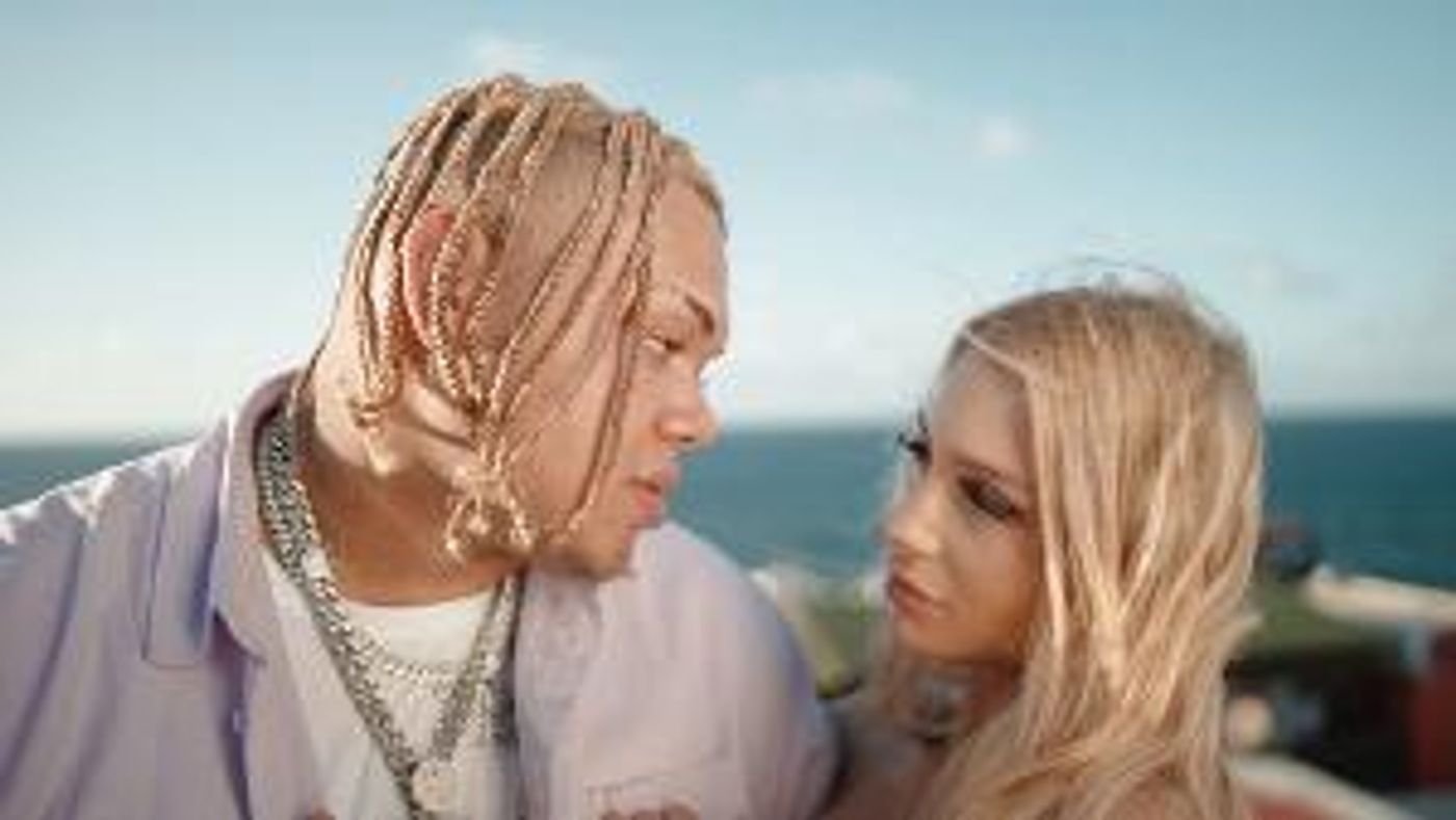 Ike Rhein Releases New Music Video 'Summer Breeze'  Image