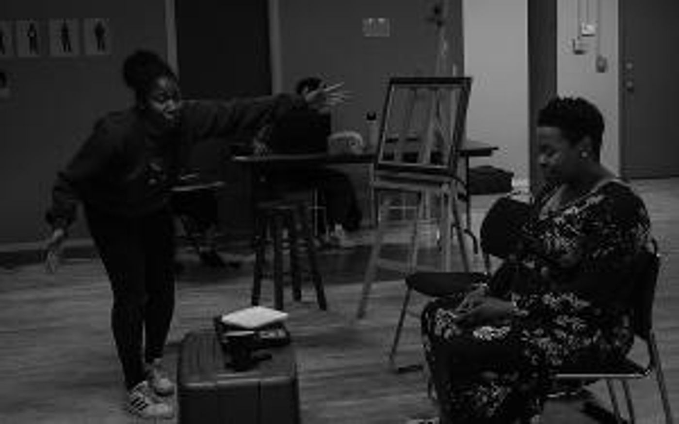 Artemisia Theatre Premieres A HIT DOG WILL HOLLER In Chicago  Image