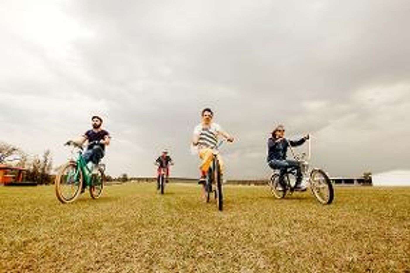 Brazilian Alt-Rockers WRY Release Poignant, Electric “Where I Stand”  Image