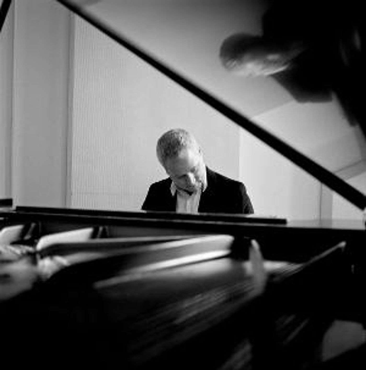 92Y to Present Jeremy Denk Playing Bach  Image