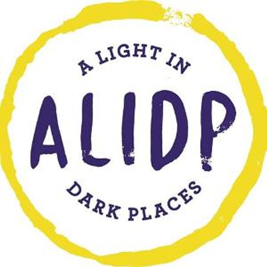 A LIGHT IN DARK PLACES Returns To The Stage This September Image