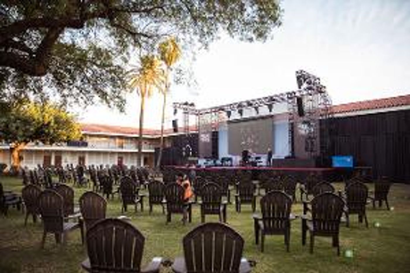 The Phoenix Theatre Company Gets Actors' Union Approval To Hire During Pandemic  Image