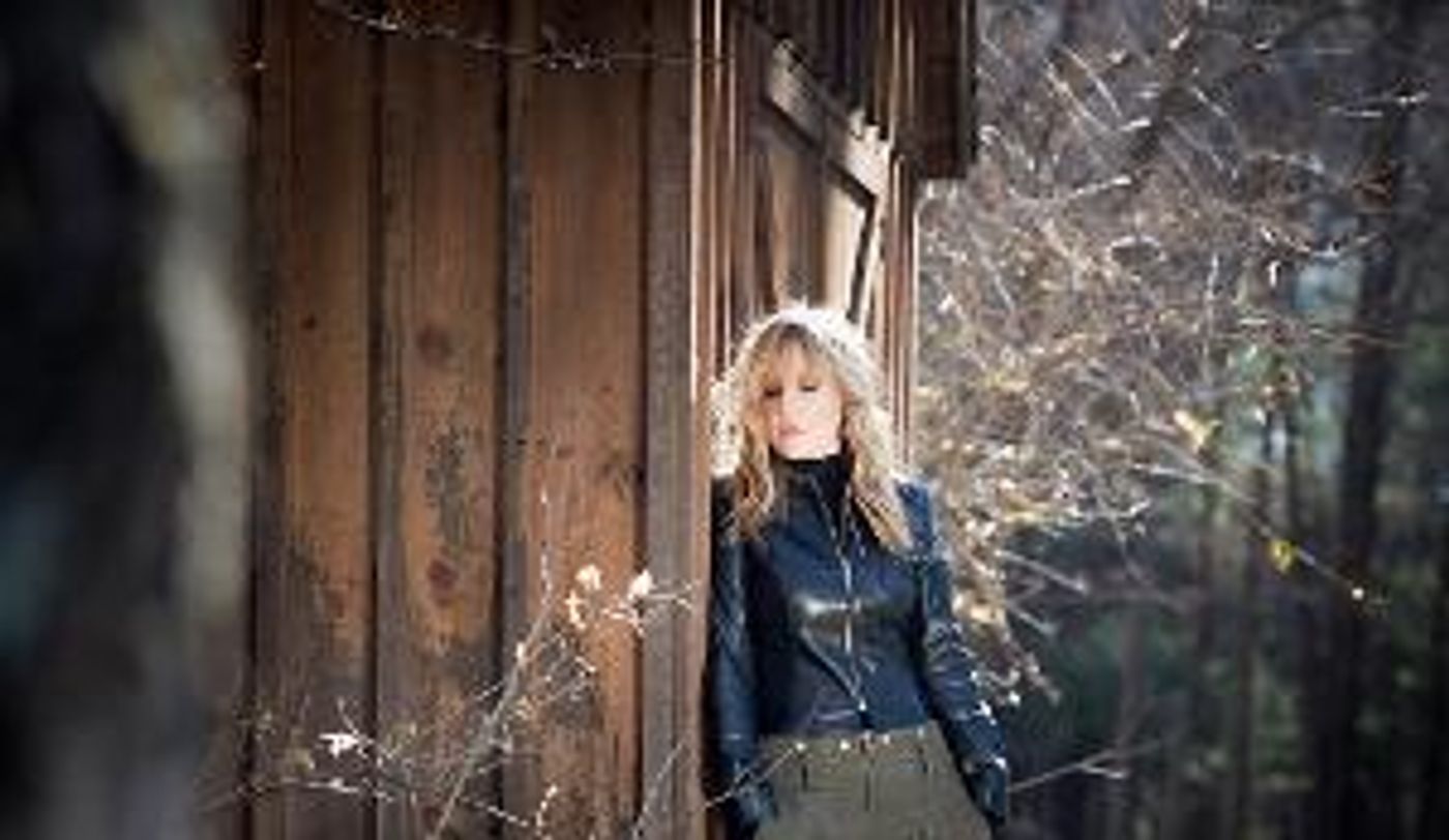 Donna Lewis Teams Up With David Baron On Kate Bush Cover 'Running Up That Hill (A Deal With God)'  Image