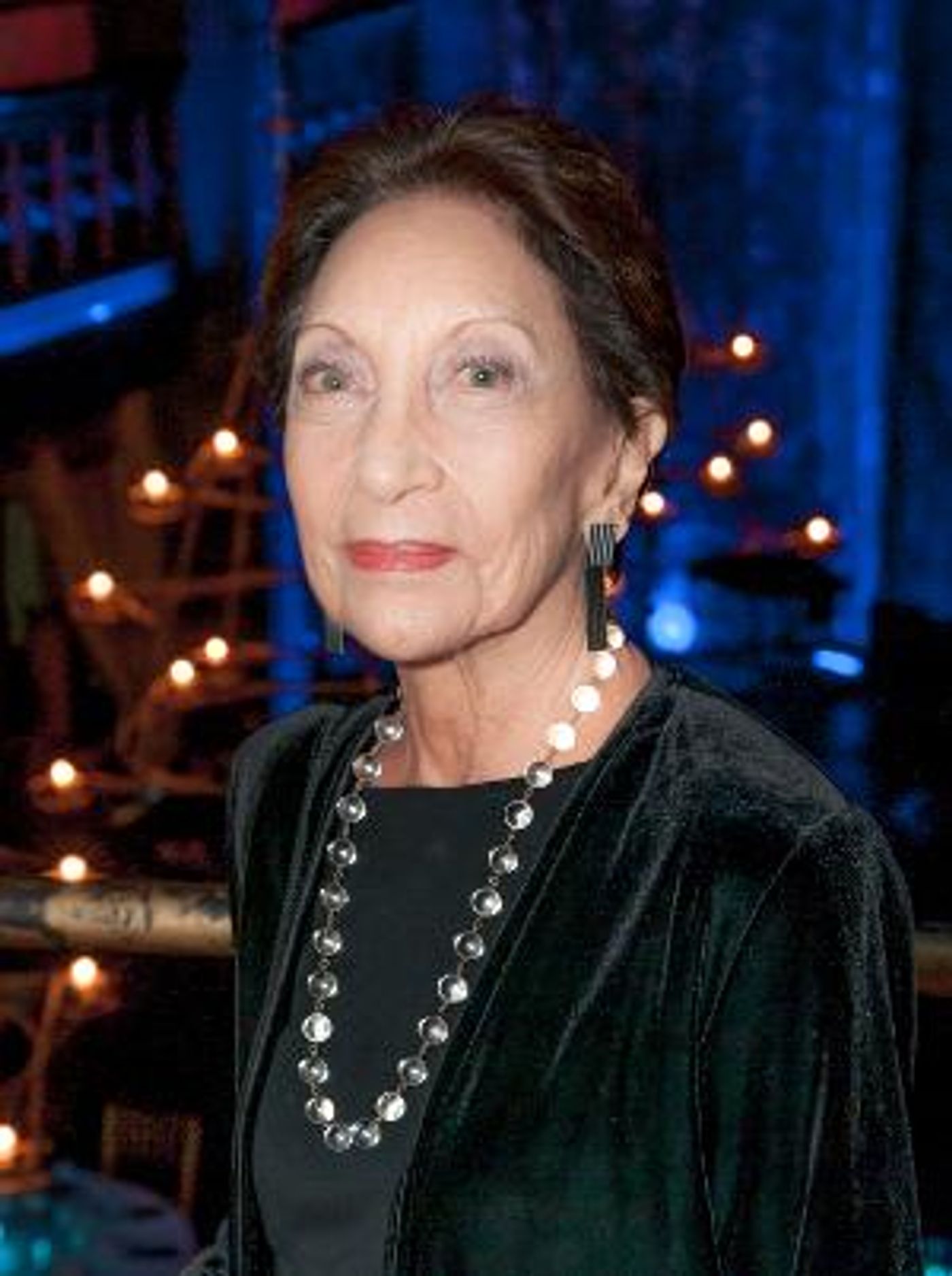 En Garde Arts Launches Joan D. Firestone Fund for Mid-Career Theatre Artists  Image