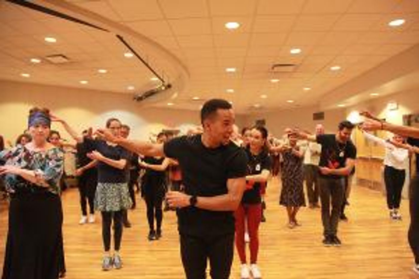 Ballet Hispánico Presents Livestream Of EN FAMILIA And Virtual Movement Workshops In Partnership With DOROT  Image