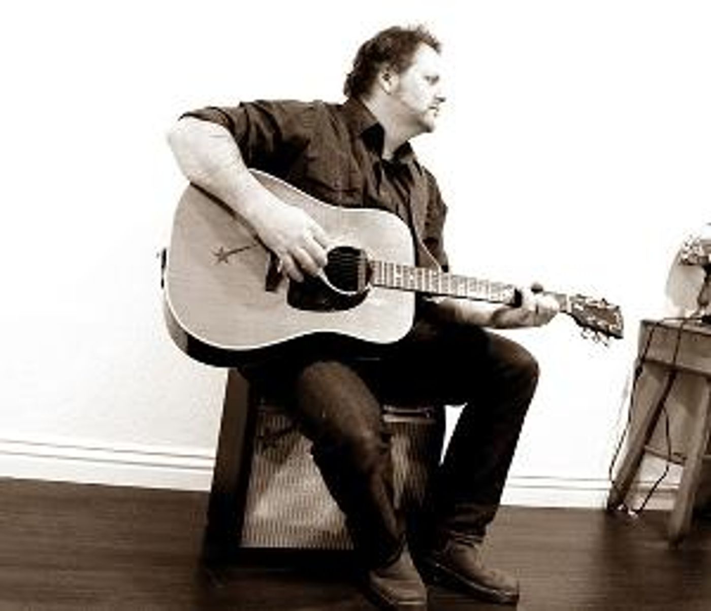 Troubadour Bobbo Byrnes Pays Homage To His Singer/Songwriter Sisters In 'Queen Of The Party'  Image