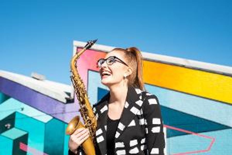 Han-na Chang Conducts World Premiere Of Anna Clyne's Saxophone Concerto With Jess Gillam Image