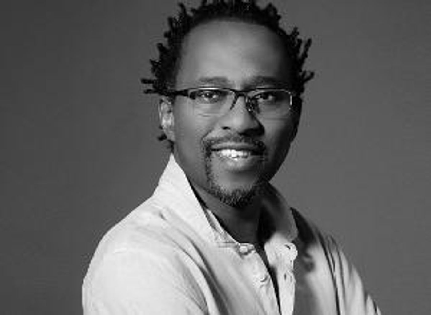 Gino Sitson to Bring BEAUTIFUL VIBRATION To Flushing Town Hall  Image