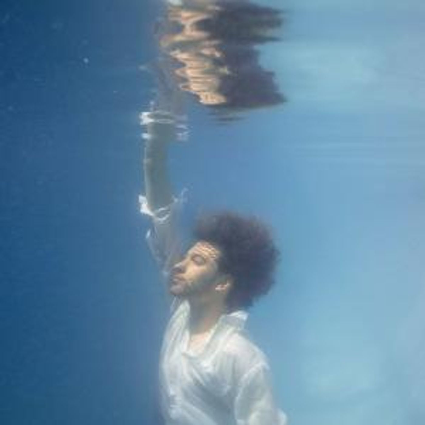 Brandon Rosen Releases New Single 'Blurry'  Image