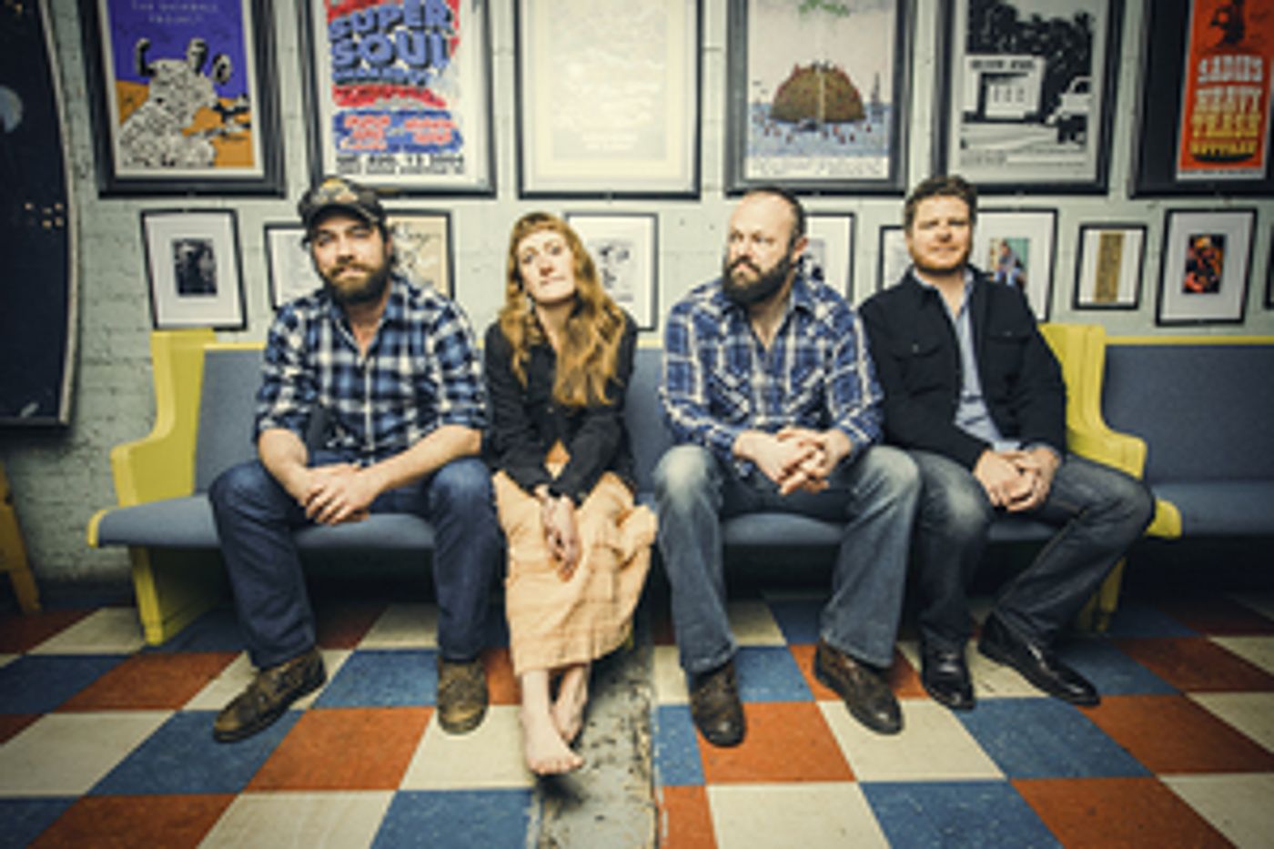 Amanda Anne Platt & The Honeycutters Bring Their Roots Country Style To Christmas  Image