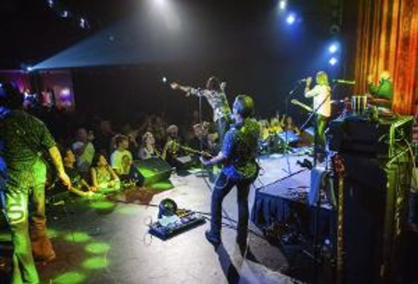 KICK - The INXS Experience Announces Live Stream Concert From Daryl's House Club  Image