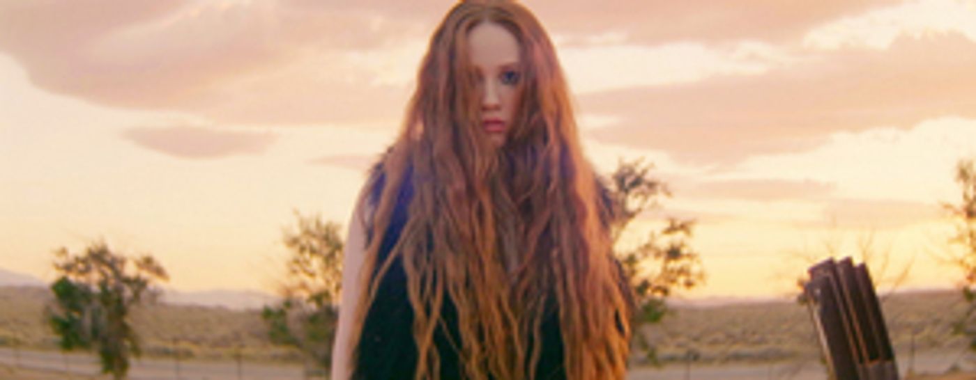 Iyla Releases Music Video For 'California' & Announces First Ever North American Headlining Tour  Image