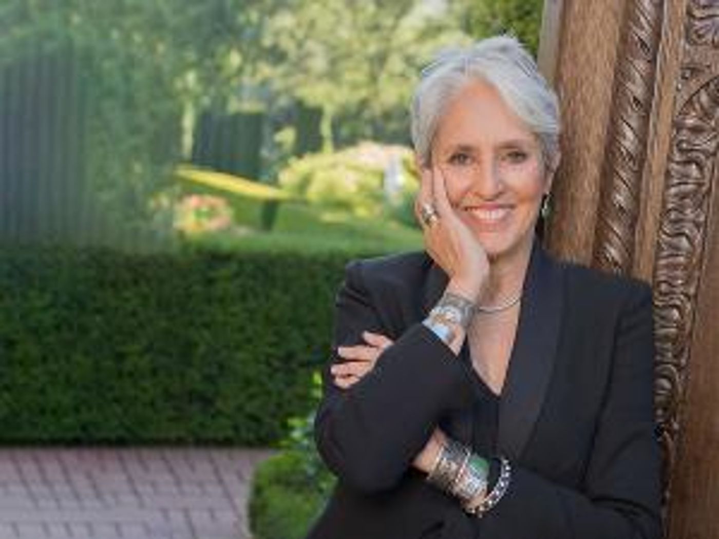Joan Baez And Emmylou Harris to Discuss Baez' New Book At OZ Arts Nashville  Image