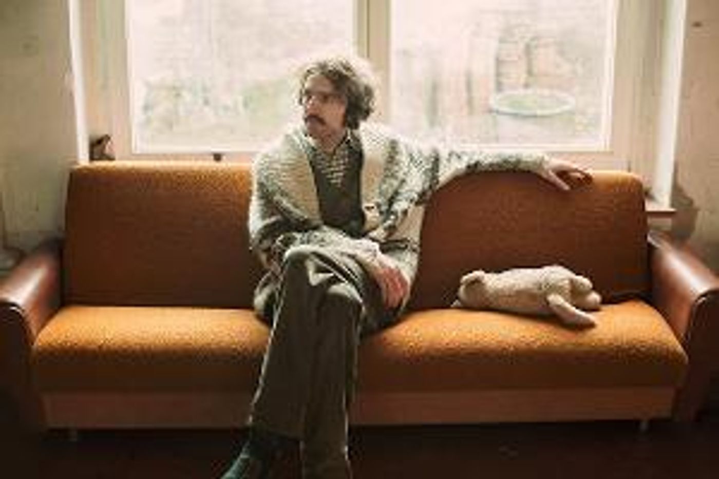 Toronto Lo-Fi Indie Popster Carpet of Horses Releases Sweet New Offering In “Honeybee”  Image