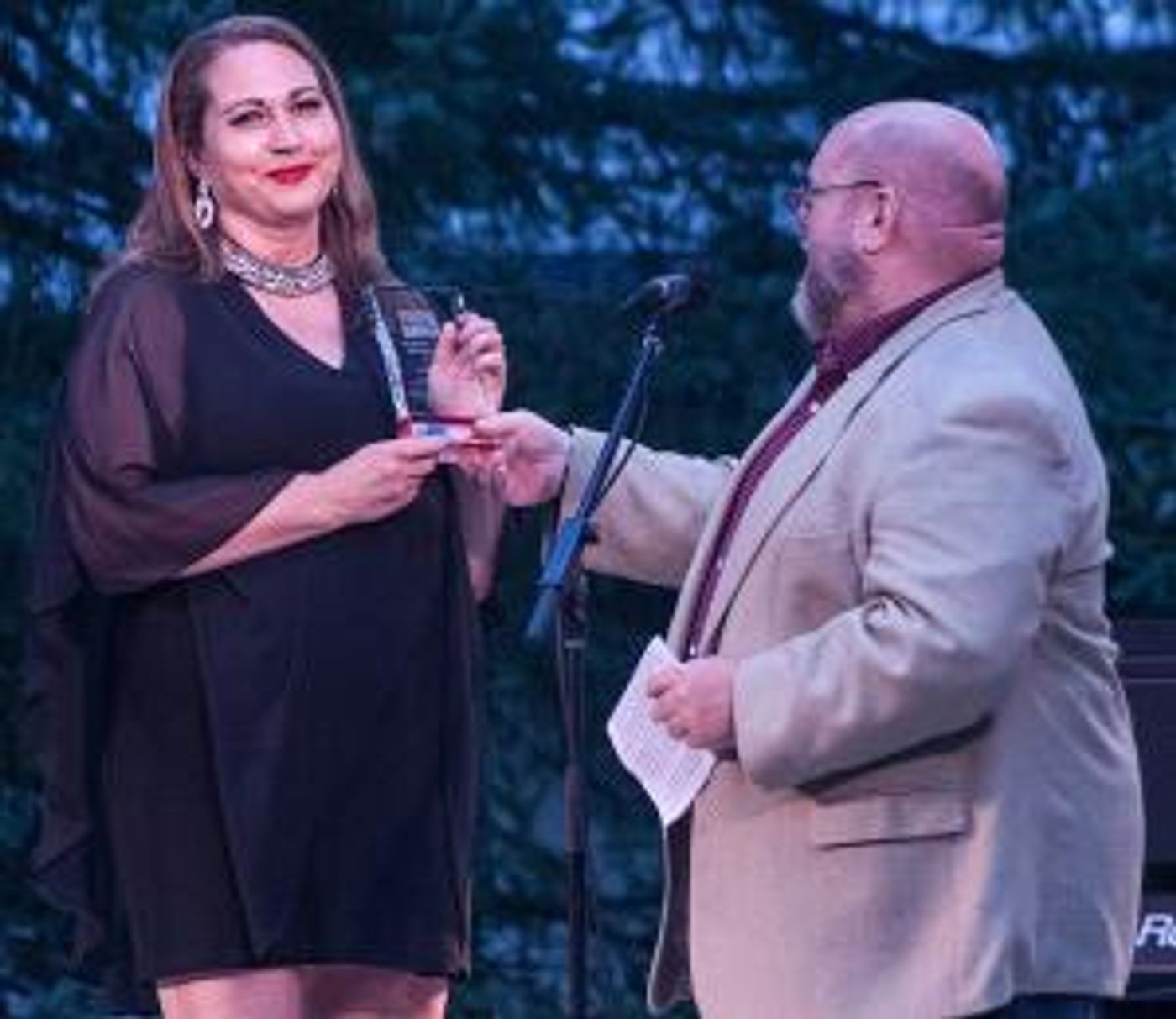 Theater Barn's Pamme Jones Receives Service Award At Concert For The Community  Image