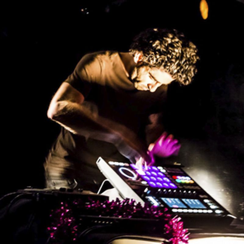 Gidon Schocken Shares 'Show Me The Way (feat. Filippo Fabbri, Tahel & Ori Lichtik)' Image