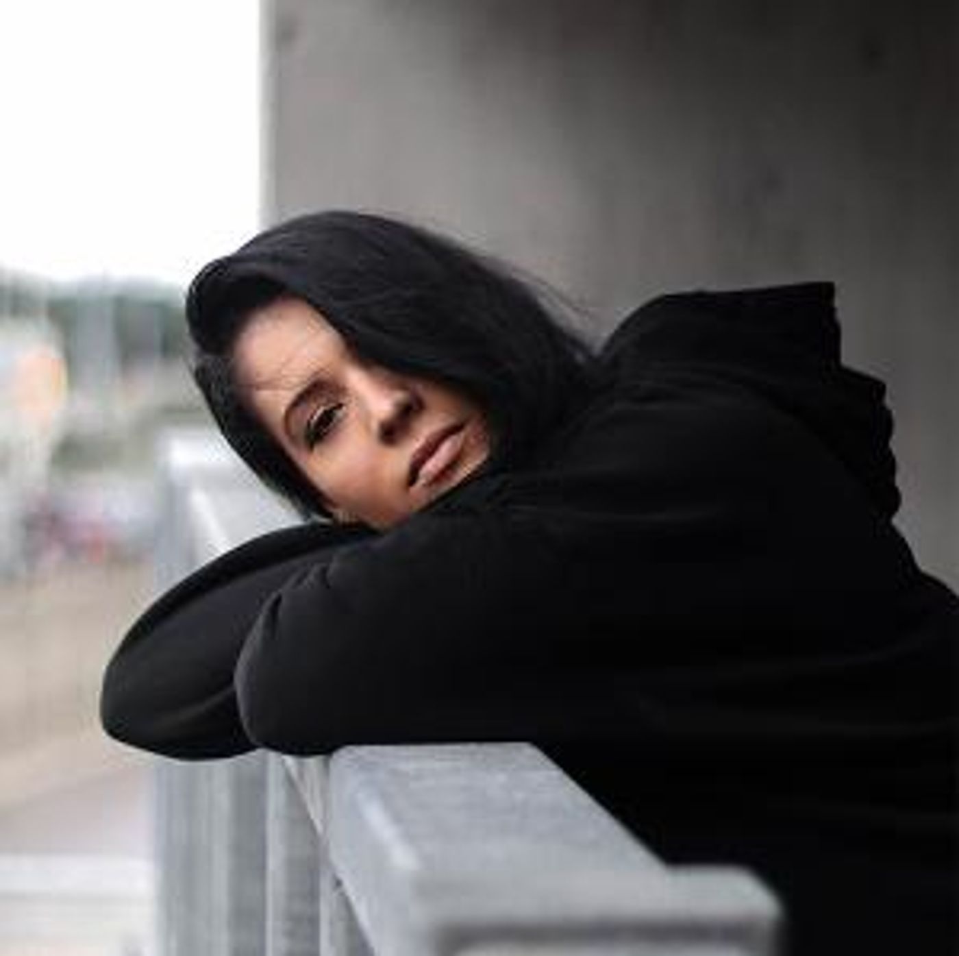 Pop-R&B Singer/Songwriter Jennifer Lauren Releases Soaring New Single “Kingdom Come”  Image