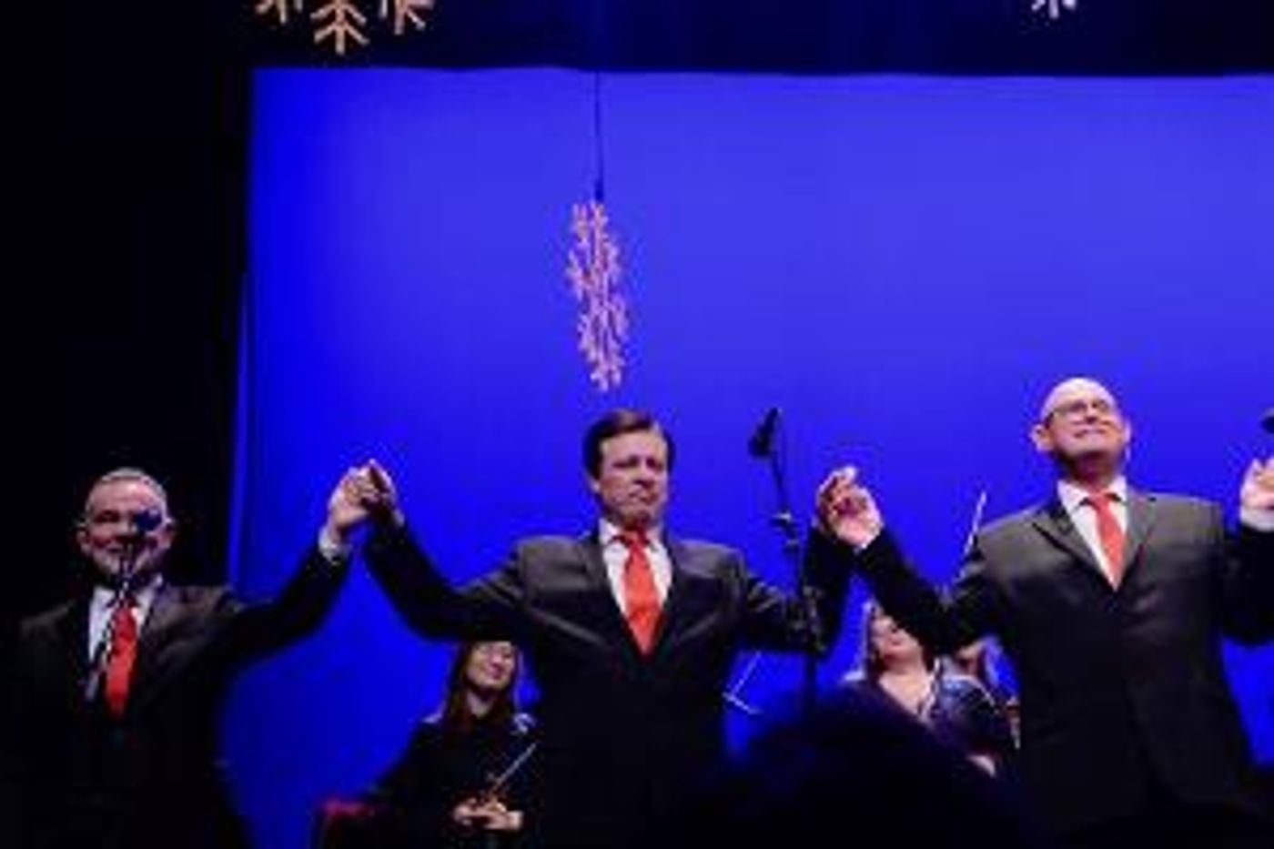 ​​​​​​The Irish Tenors Bring Christmas Spirit To Homes Across The Globe With Virtual Concert  Image