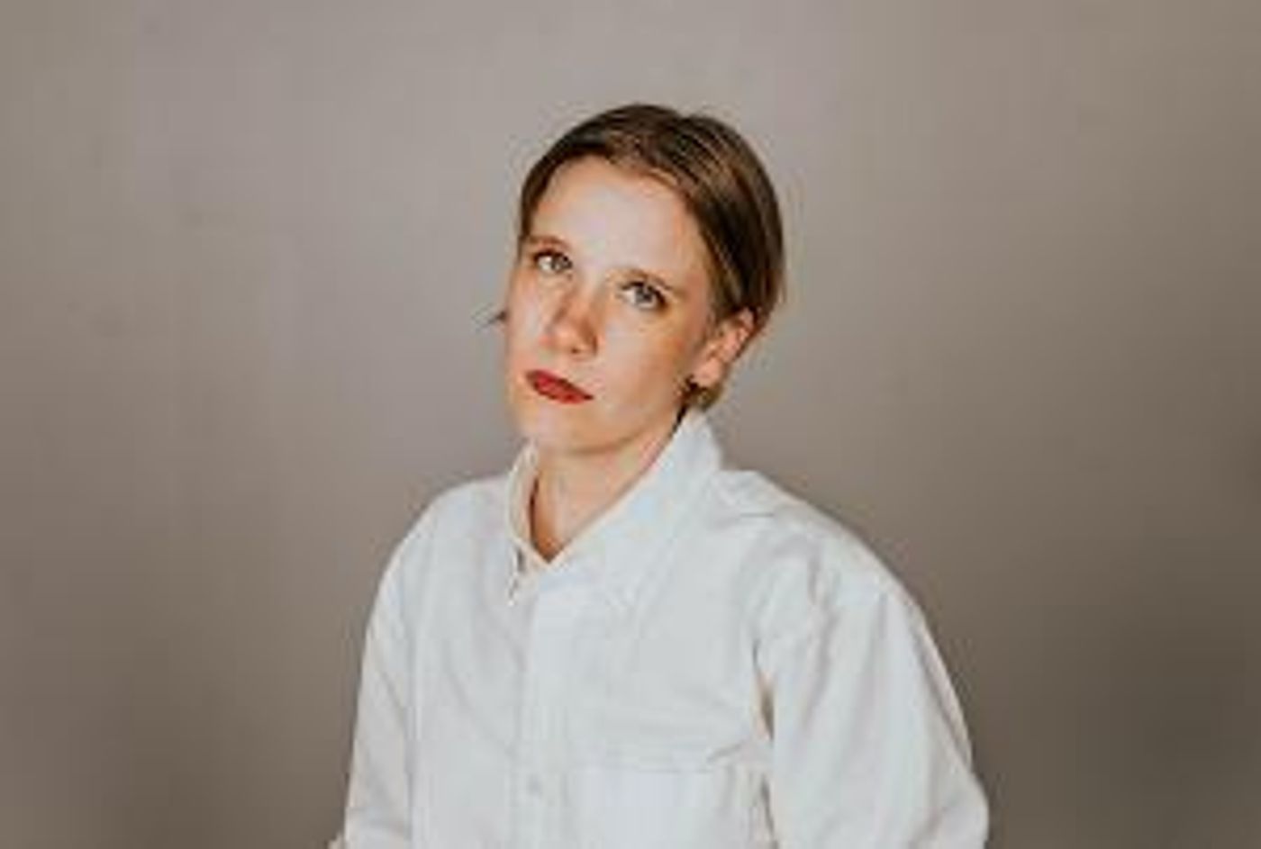 VIDEO: Taylor Rogers Releases 'oldhills'  Image