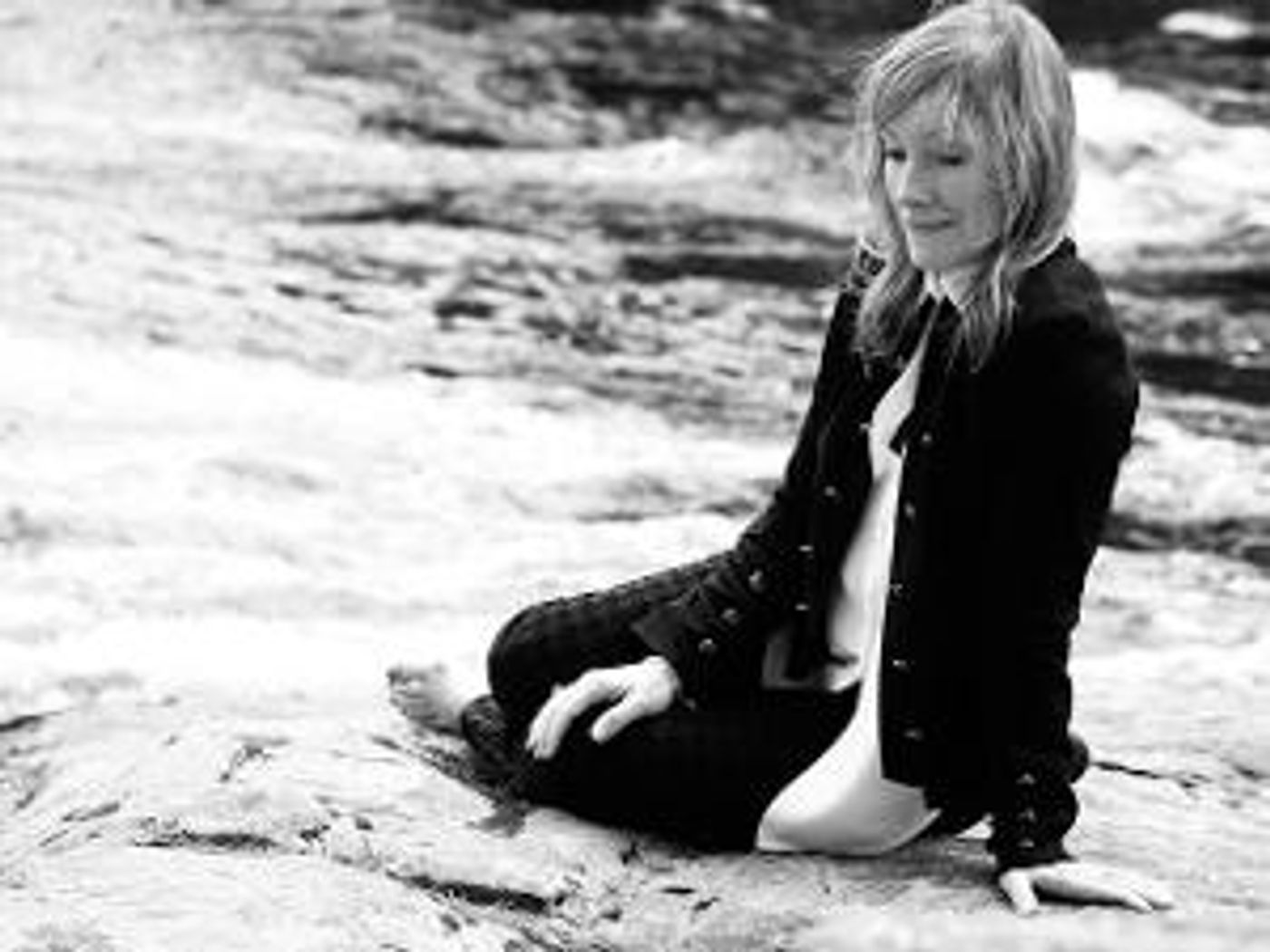 Toronto Area Music Instructor Bonnie Milne Implements Elementary Music Program While Hitting UK iTunes Pop Chart  Image