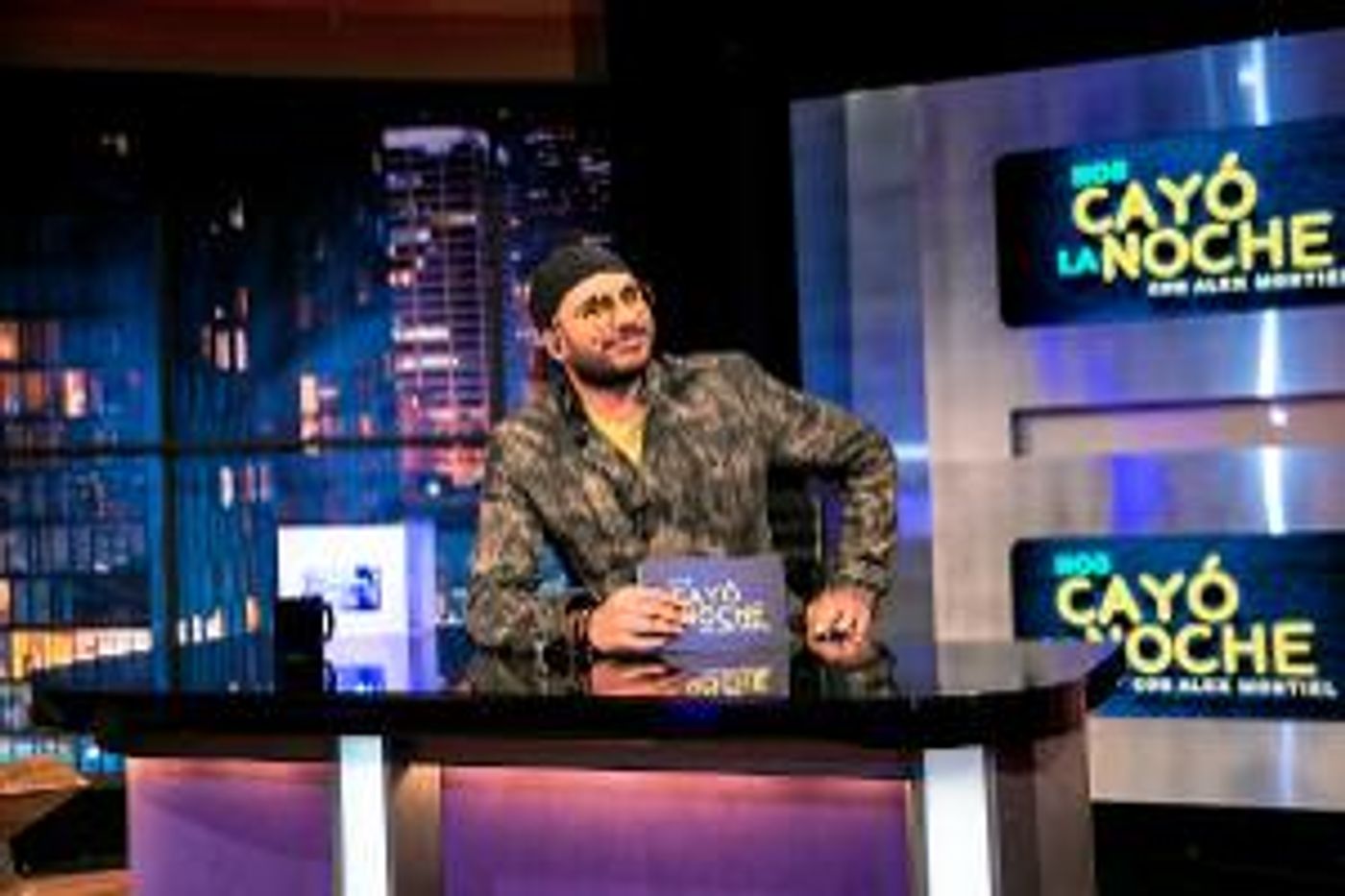 EstrellaTV Premieres NOS CAYÓ LA NOCHE With YouTube Sensation Alex Montiel  Image