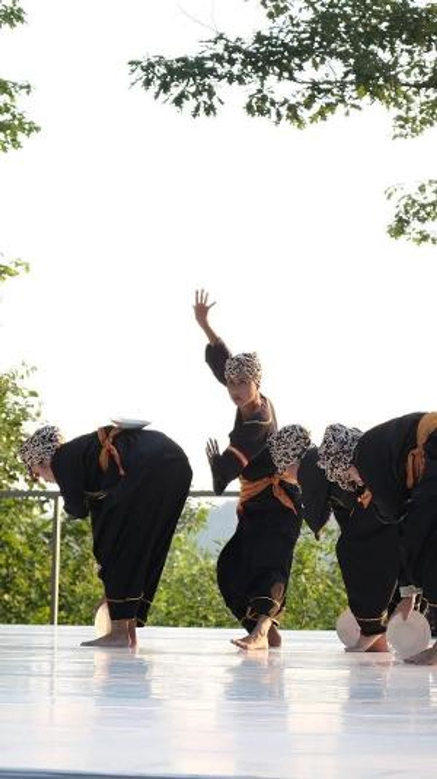 Nai-Ni Chen Dance Company Announces The Bridge Classes March 1-5  Image