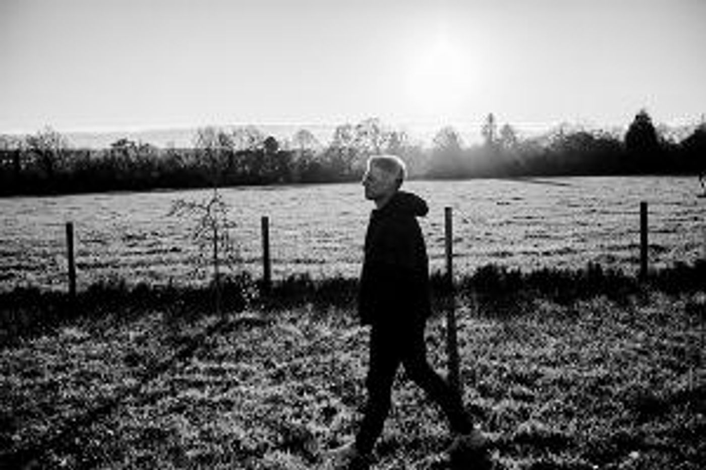 Obylx Releases 'Walk On'  Image