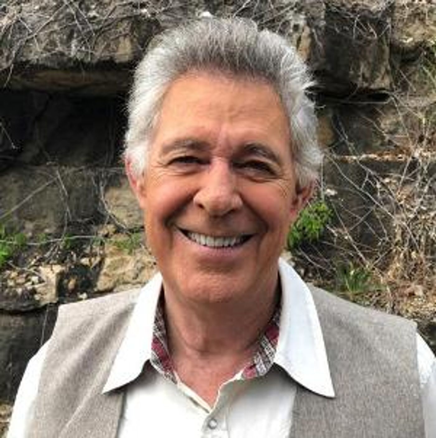 Barry Williams, ROGUE ONE, GAME OF THRONES and More Among New Wizard World Virtual Experiences  Image