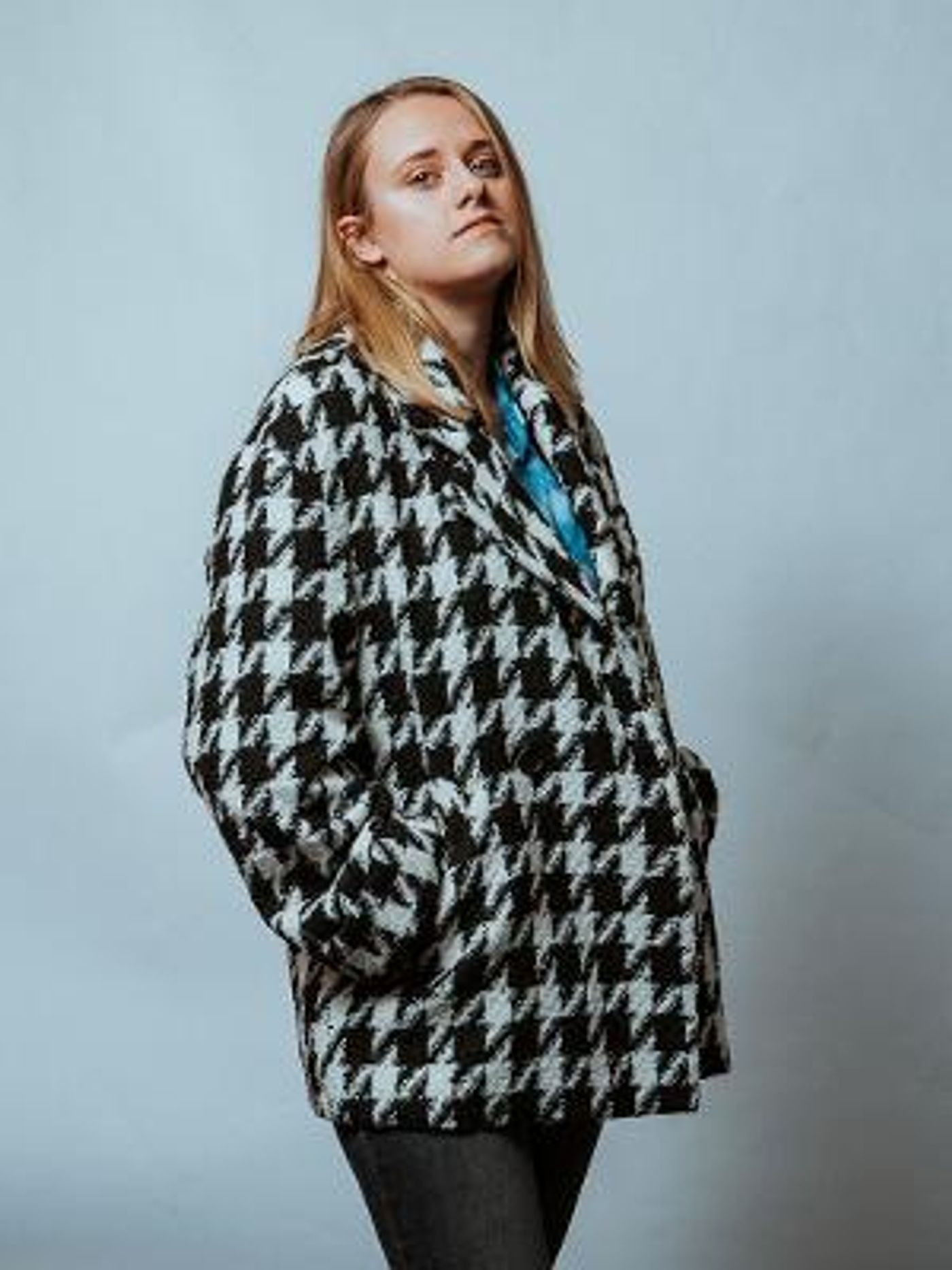 Becky Bowe Shares New Single 'Don't Darken My Door'  Image