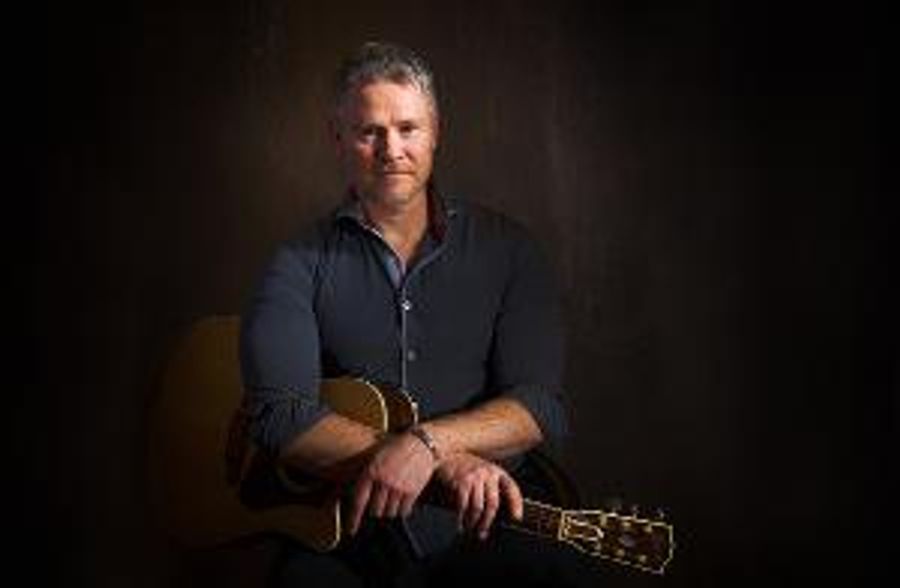 Paul Alexander Low Will Release New Single 'Shine' Image