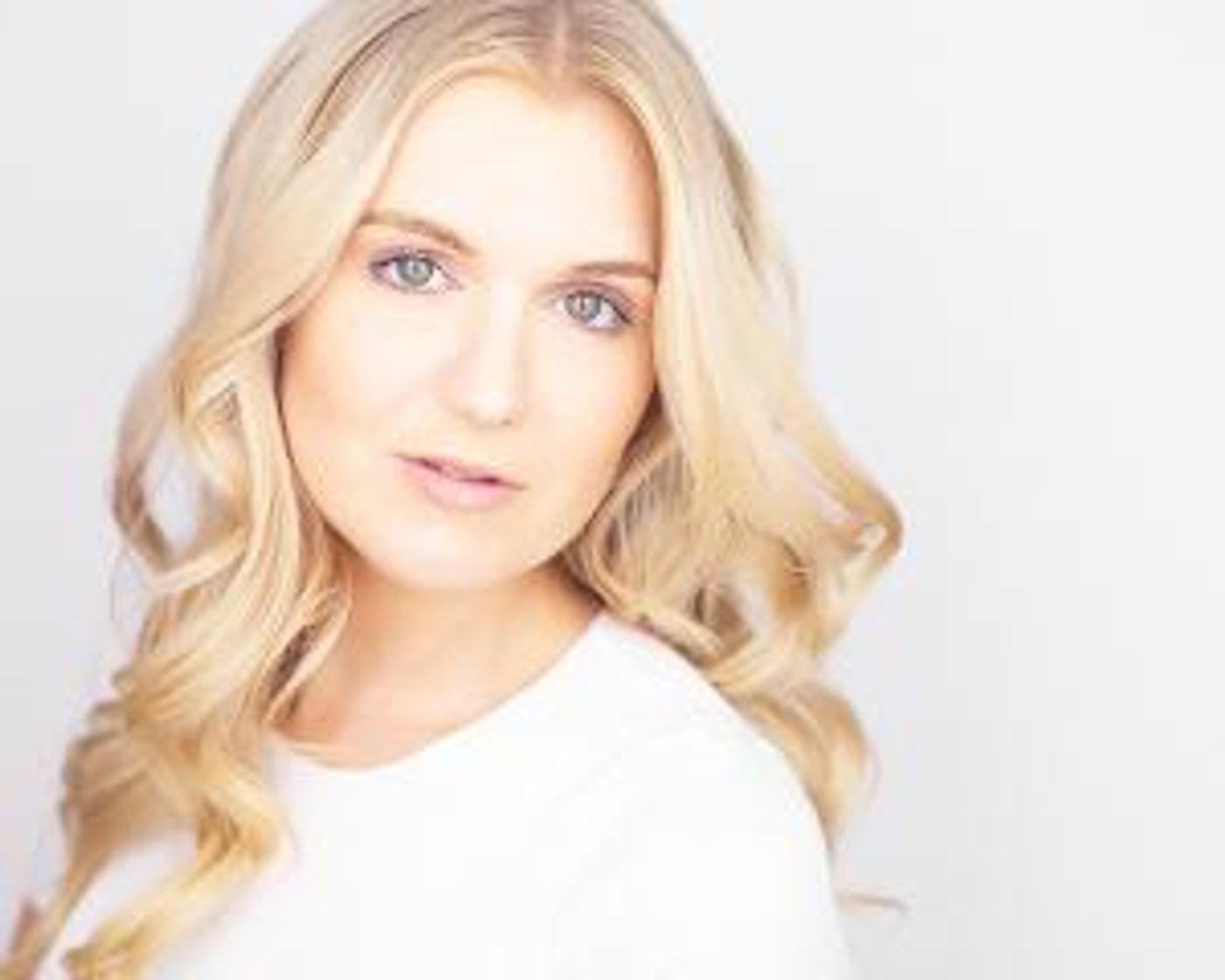 Kirby Lunn Stars In THE MAN - BLONDE BUT NOT FORGOTTEN  Image