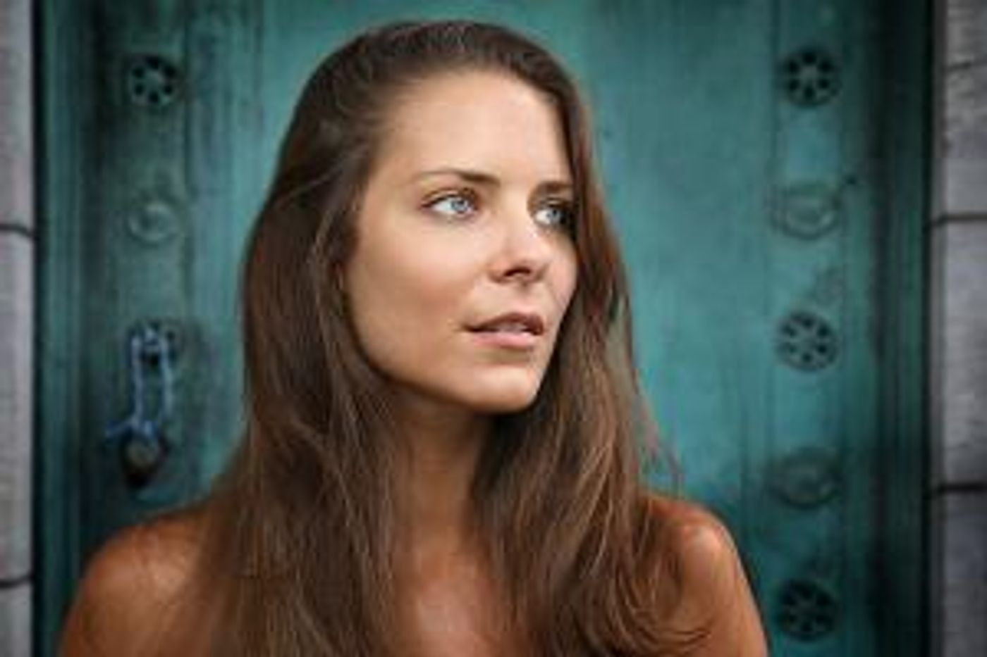 Kristiana Roemer Releases New Album HOUSE OF MIRRORS  Image