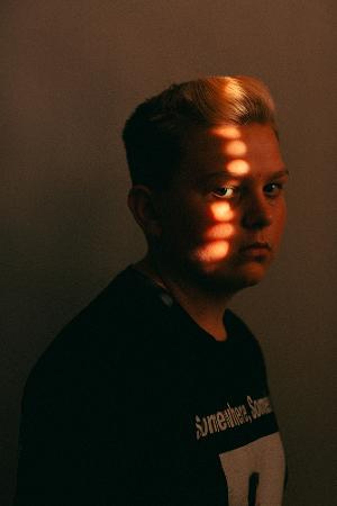 Saint Mars Has Shared Their Latest Video 'Help'  Image