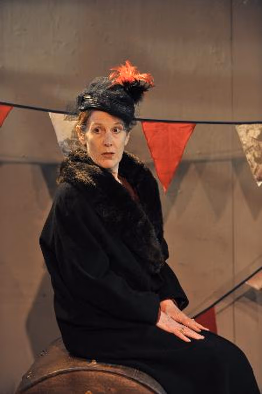 MRS. ROOSEVELT FLIES TO LONDON Comes to Northumberland Image