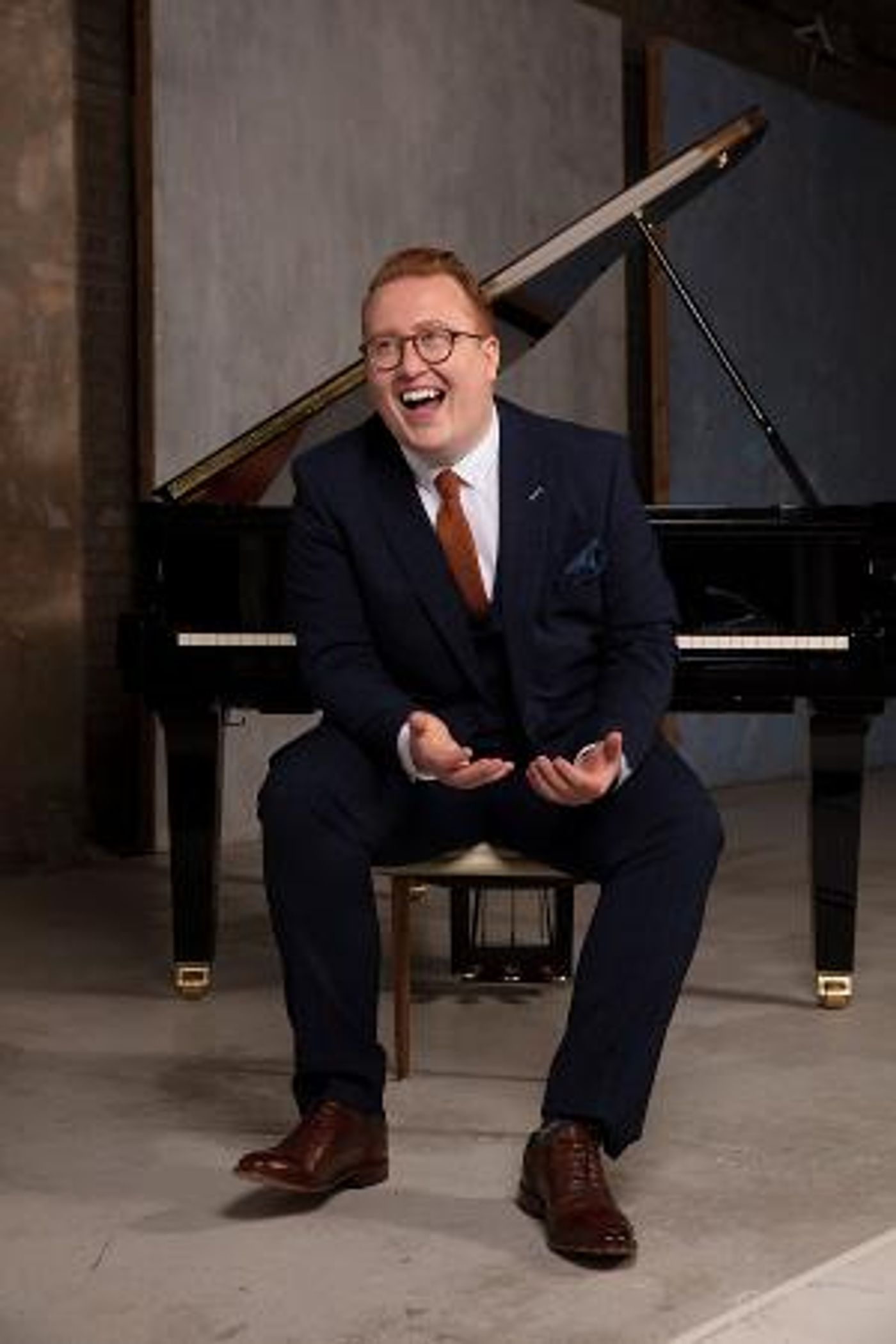 Tom Seals to Hit the Road With Debut UK Theatre Tour THE 45s TOUR  Image