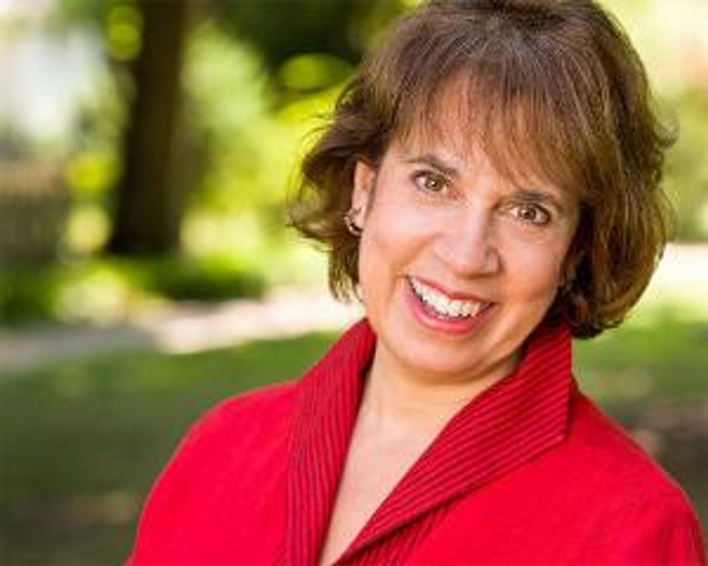 Celeste Mancinelli to Present CRYING ON THE CAMINO at Church of The Holy Trinity This Month  Image