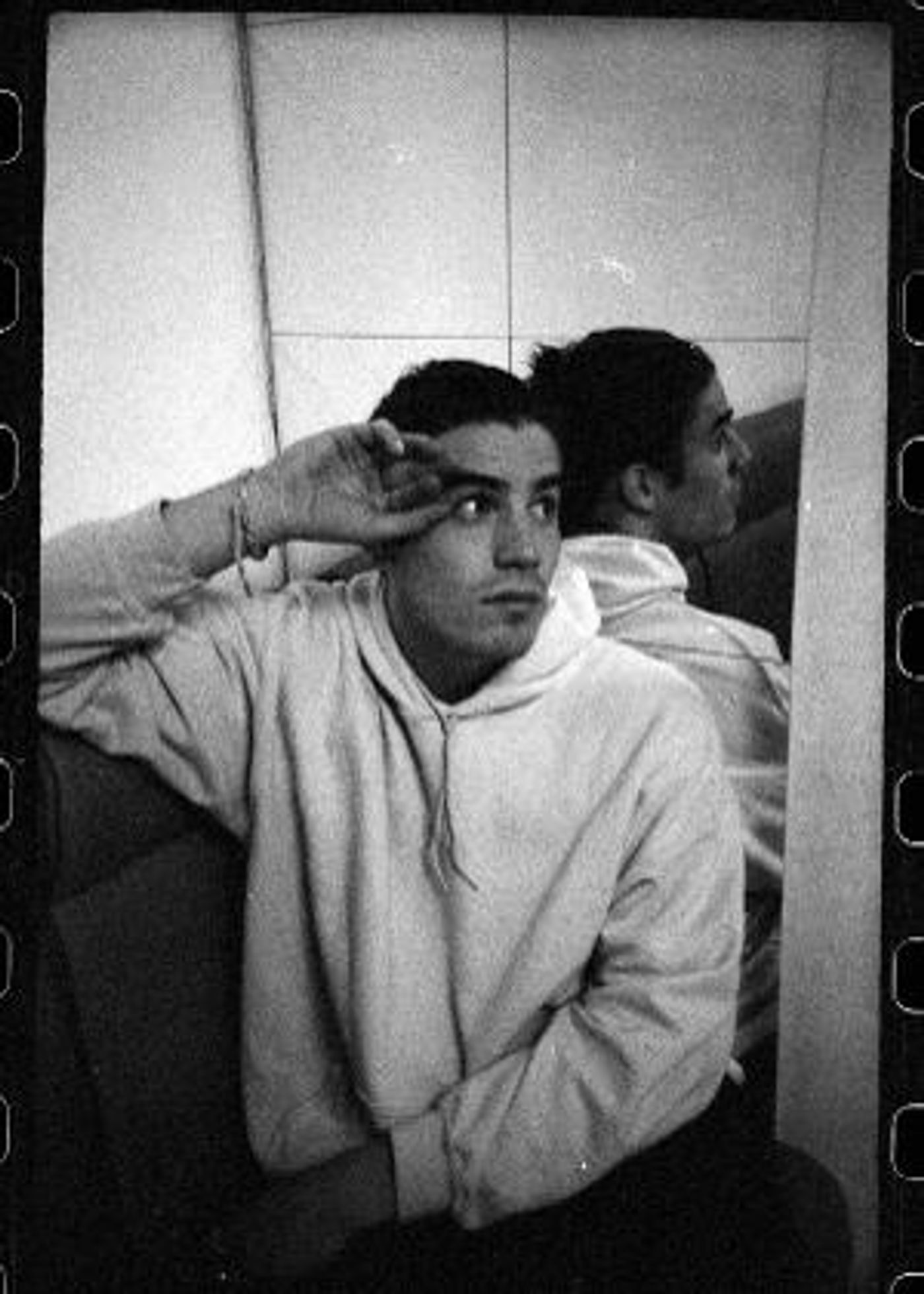 Edwin Rosen Returns With Single 'Verschwende Deine Zeit'  Image