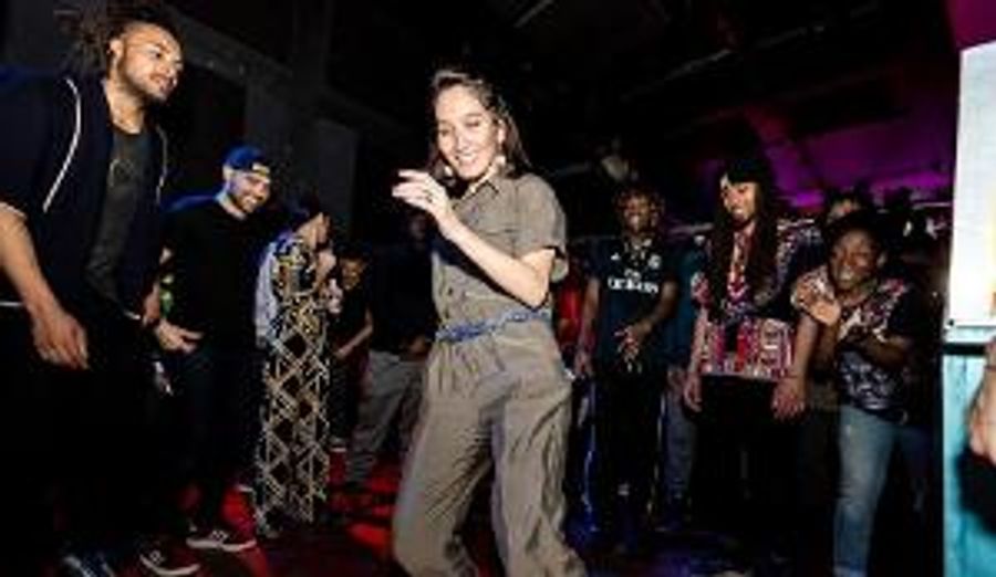 Works & Process At The Guggenheim & 92NY to Present LAYERHYTHM (ON THE MOVE): Passion Fruit Dance Company Image