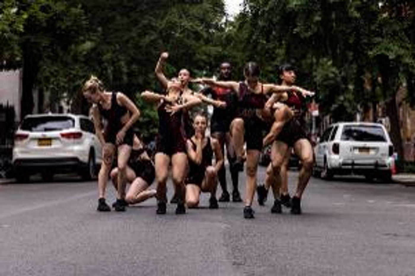 Amanda Selwyn Dance Theatre World Premiere Of THREADS  Image