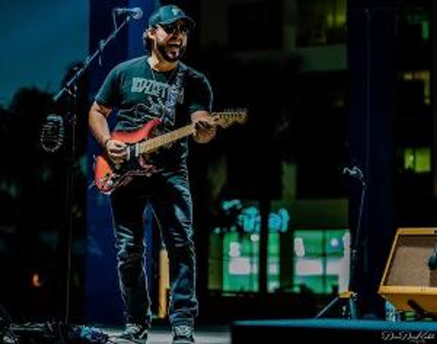 Brandon Blackburn Releases Debut Country Single '472'  Image