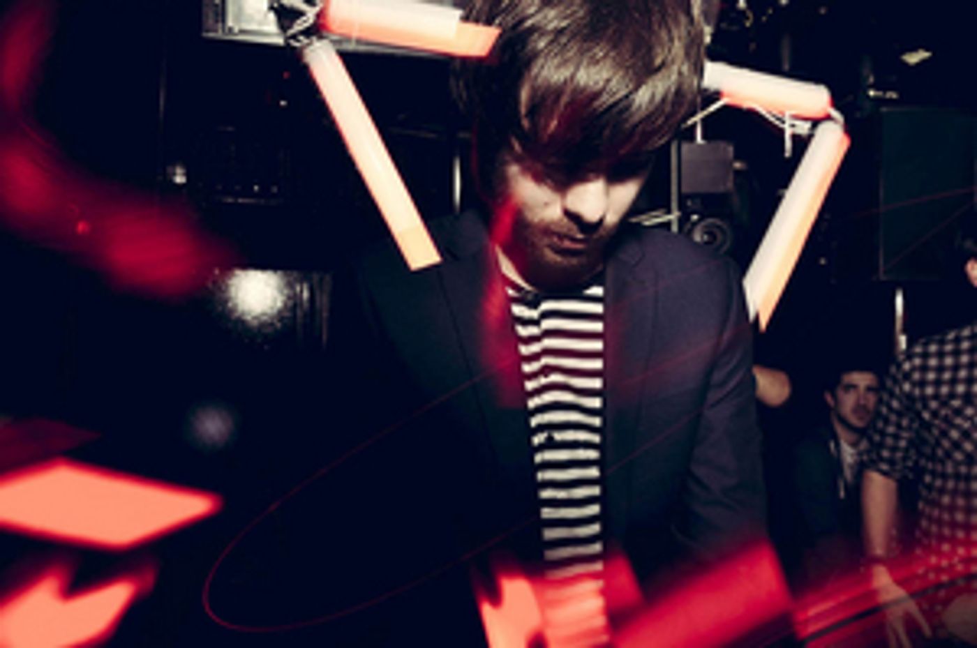 Louis La Roche Releases New Single 'Better (feat. Lucy Pearson)'  Image