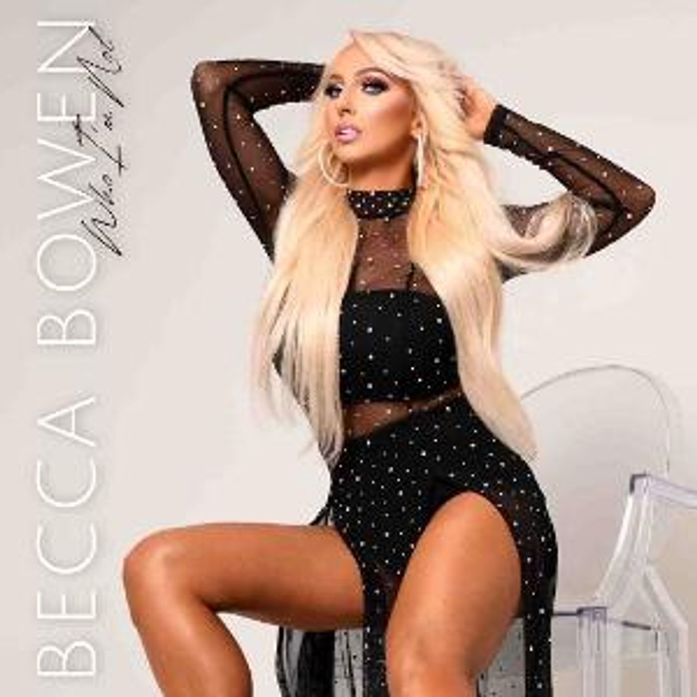 Breakout Country Artist Becca Bowen Releases Empowering New Single 'Who I'm Not'  Image