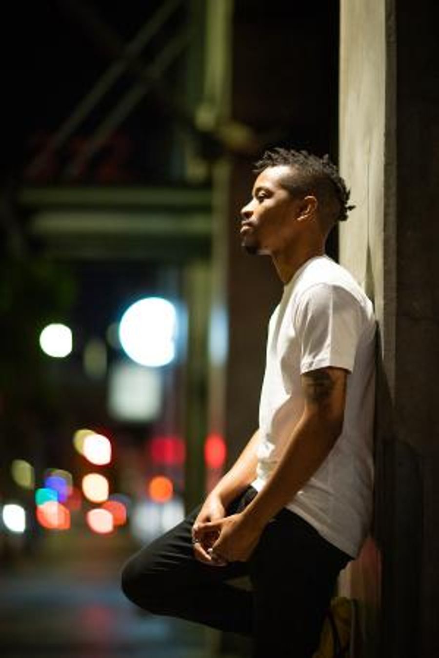 Multimedia Artist Foxfrd Releases Debut EP, MOMENTUM Image
