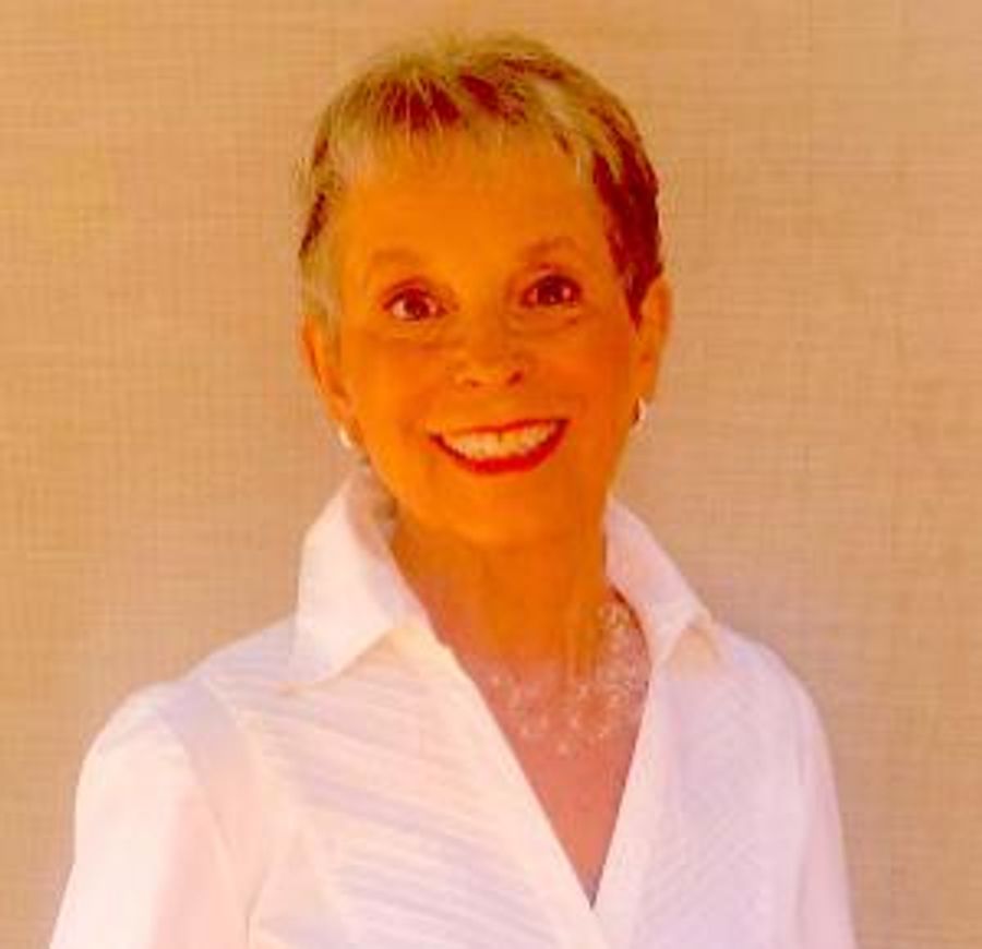 Sydney Weisman to Present HIGH HEELS IN THE JUNGLE Image