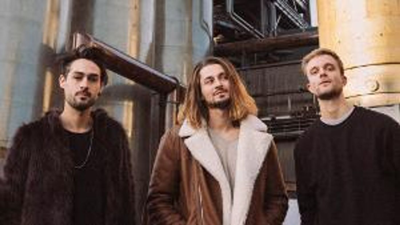 Outstanding Indie-Rock Trio Eau Rouge Shares 'I Know That You Know' Single  Image