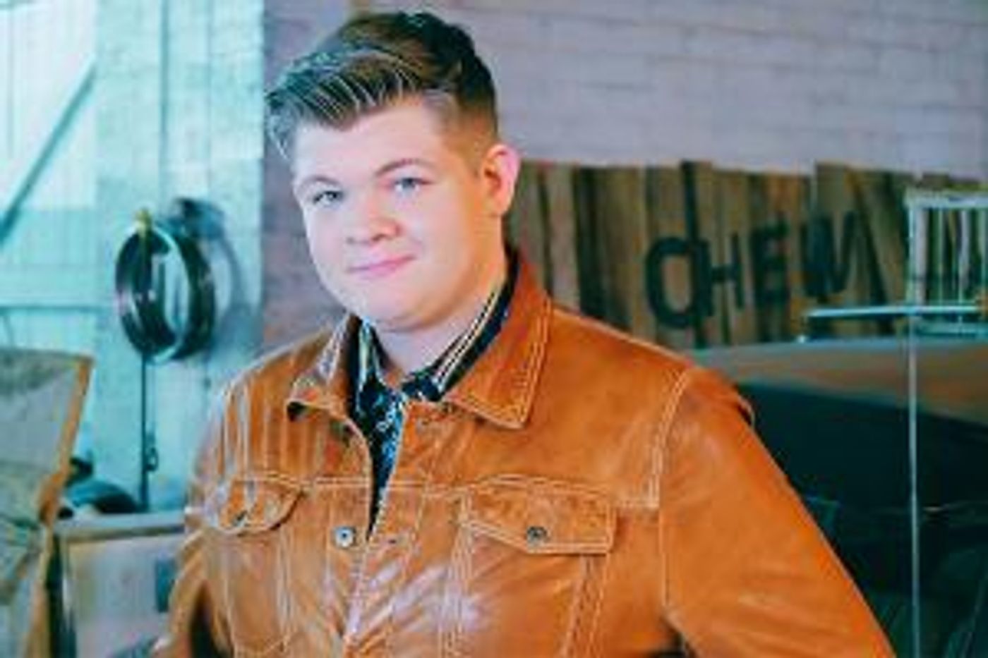 American Idol Alum Alex Miller Takes Starring Role In His New Music Video, “Girl, I Know A Guy”  Image