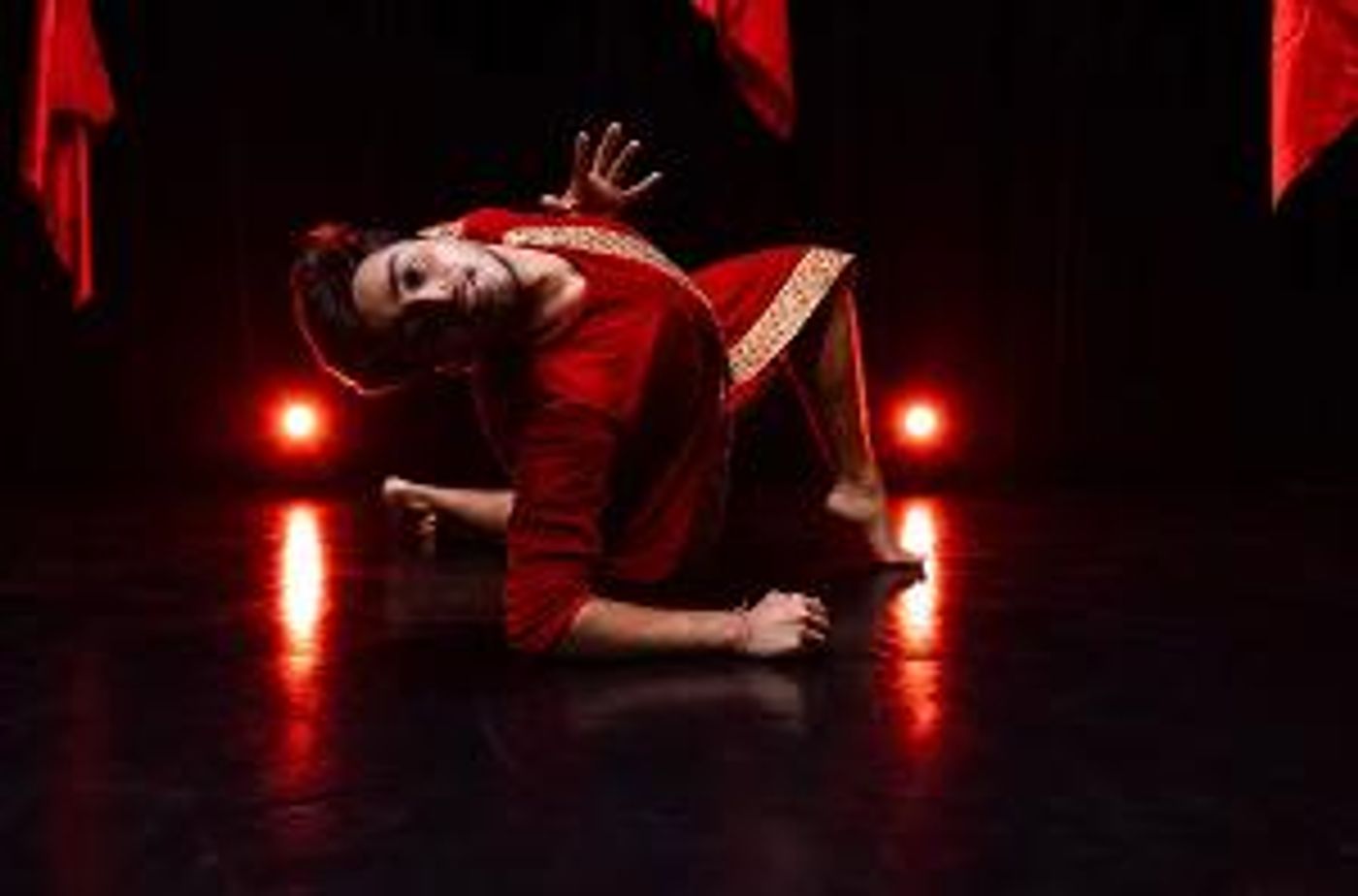 Nai-Ni Chen Dance Company Announces The Bridge Classes November 15-18  Image