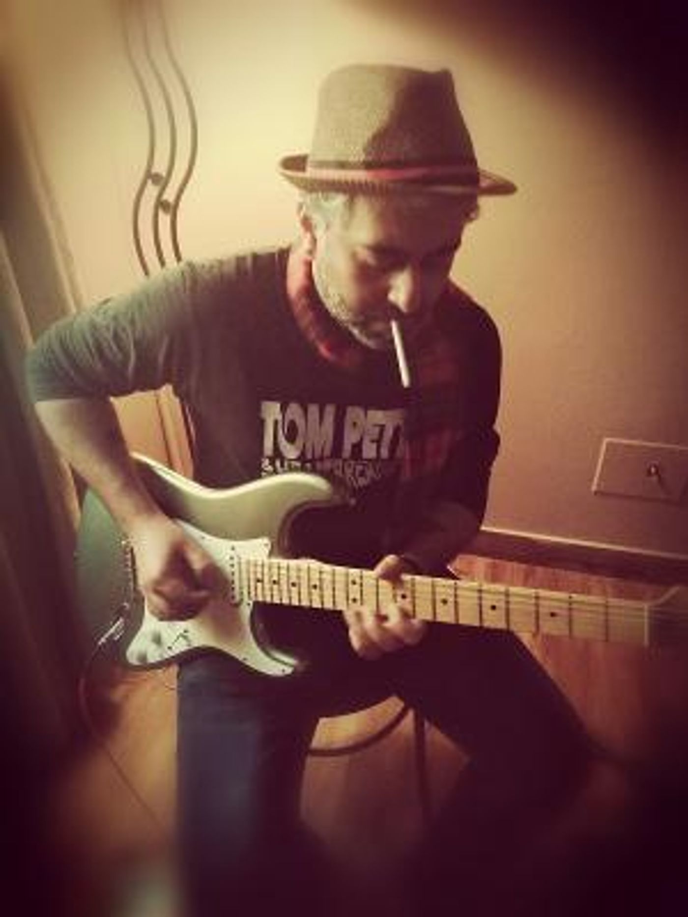 Izzie's Caravan Releases 'Stick It To Ya' From Their New Album  Image